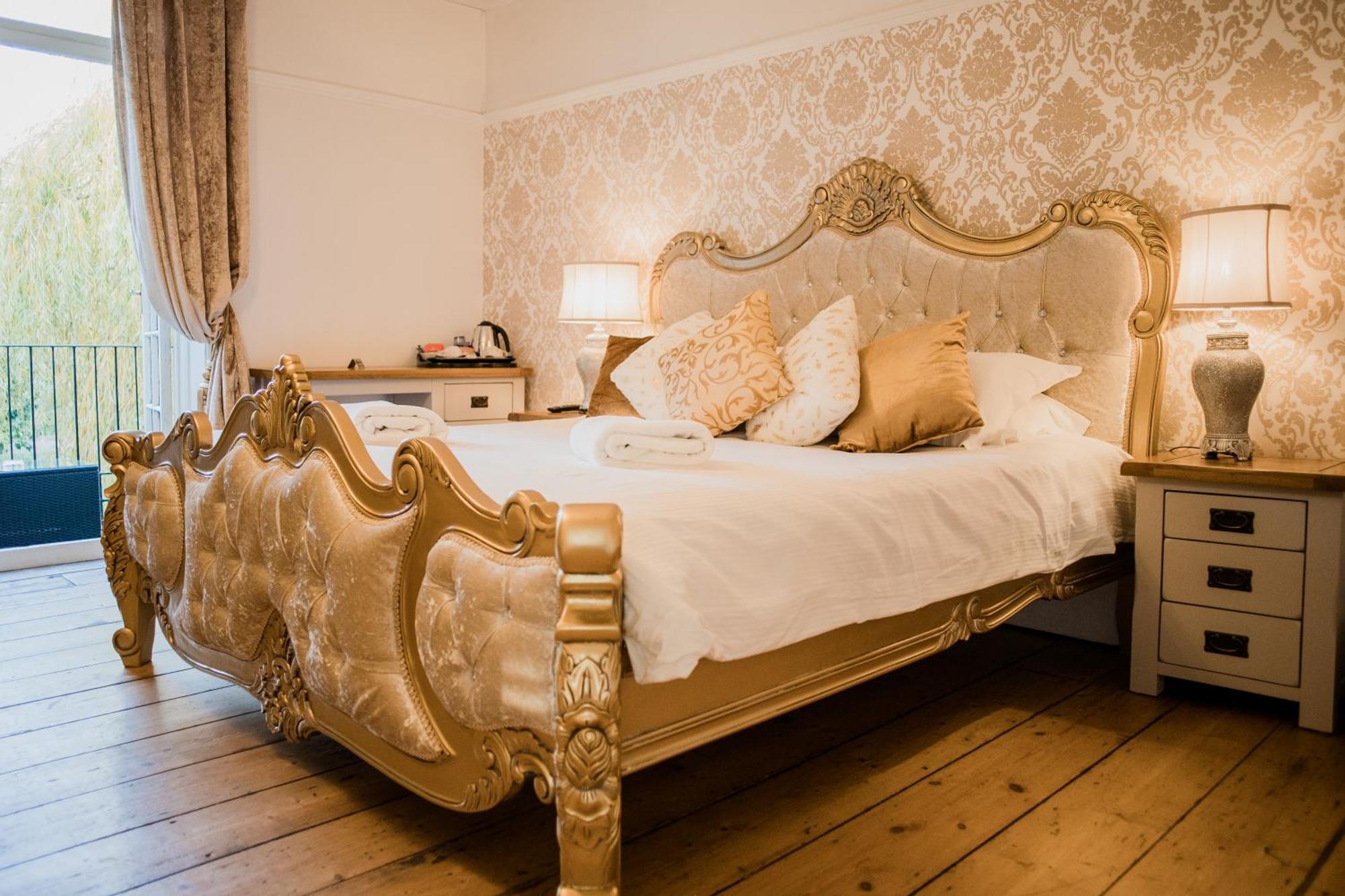 The Grove Ferry Inn Chislet Экстерьер фото